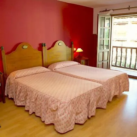 El Tejo De Hotell