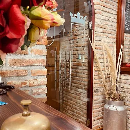 El Tejo De Отель Комильяс