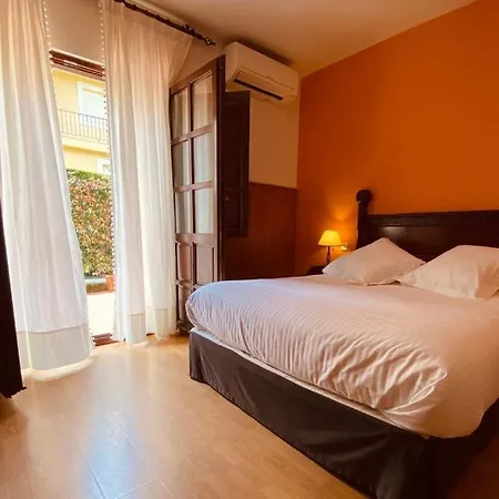 El Tejo De Комильяс