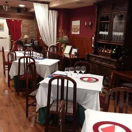 El Tejo De Hotell Comillas