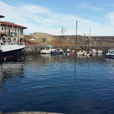 El Tejo De Comillas