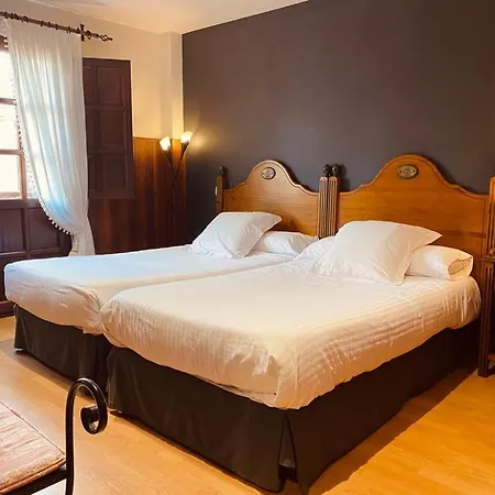 Hotel El Tejo De Comillas