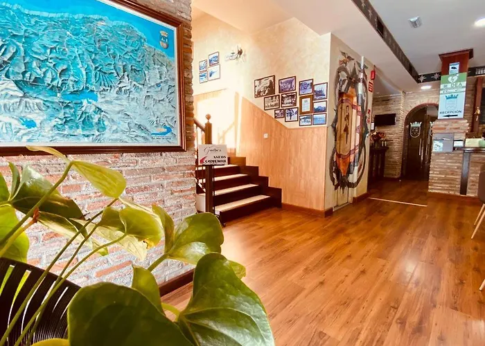 Hotell El Tejo De 3*