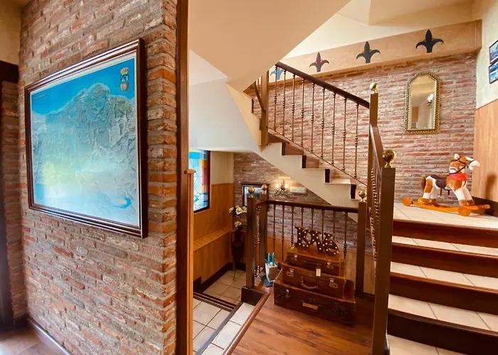 El Tejo De Hotell Comillas