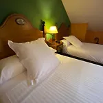 El Tejo De Hotell 3*