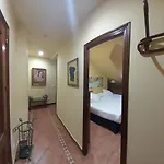 El Tejo De Hotell 3*