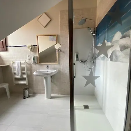 Hotel El Tejo De Comillas