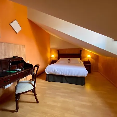 Hotel El Tejo De Comillas